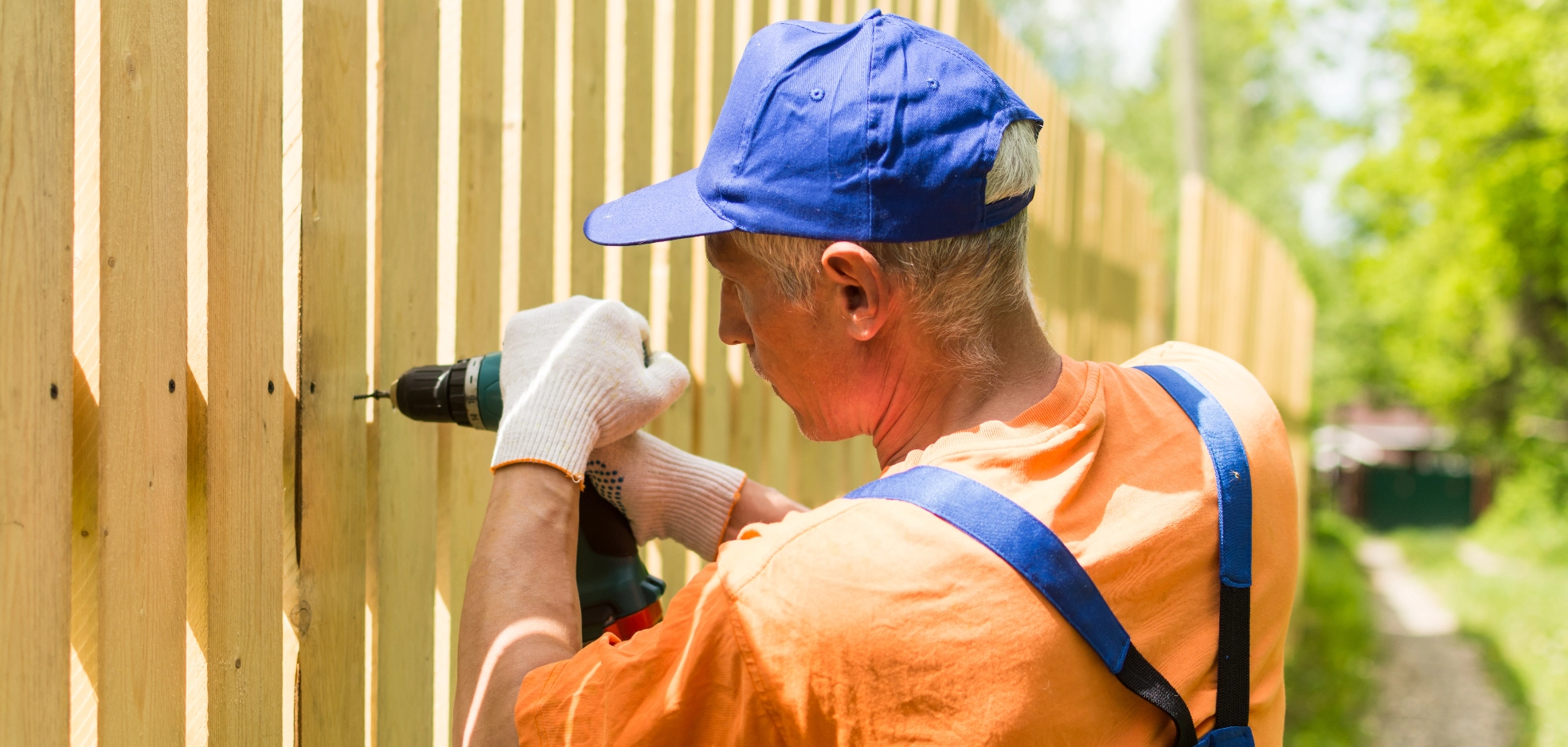 Dorking Fencing Fencing ,  Privacy fencing , Tec-Nut.com Websites, No Coding Website,  Security fencing, Simple Website, Better than squarespace,  Commercial fencing, New Website Serving Dorking