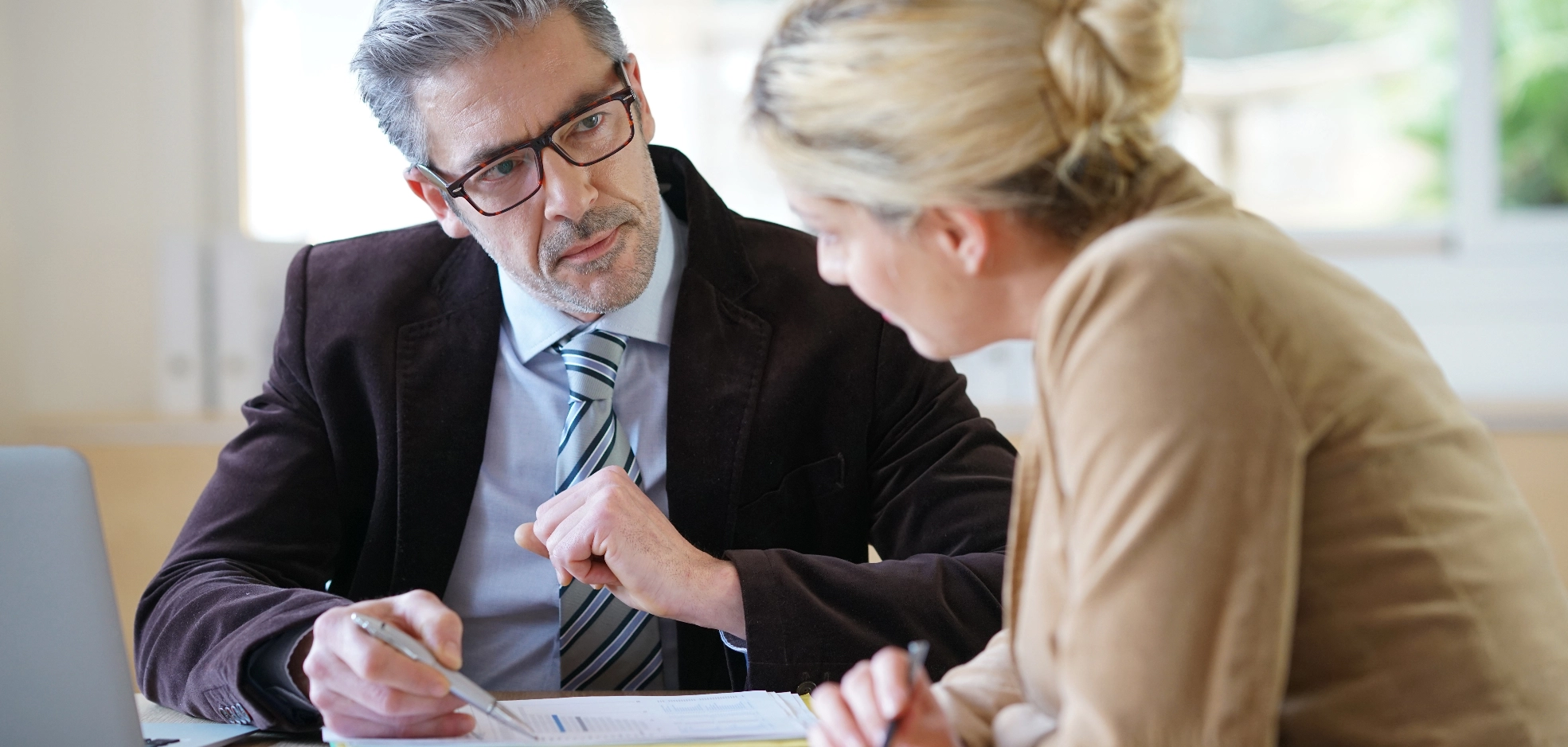 London Solicitor Solicitor , Free Website, Easy Website, Free Website,  Contract drafting, Tec-Nut.com Websites,  Property law, New Company, Simple Website Serving Dorking