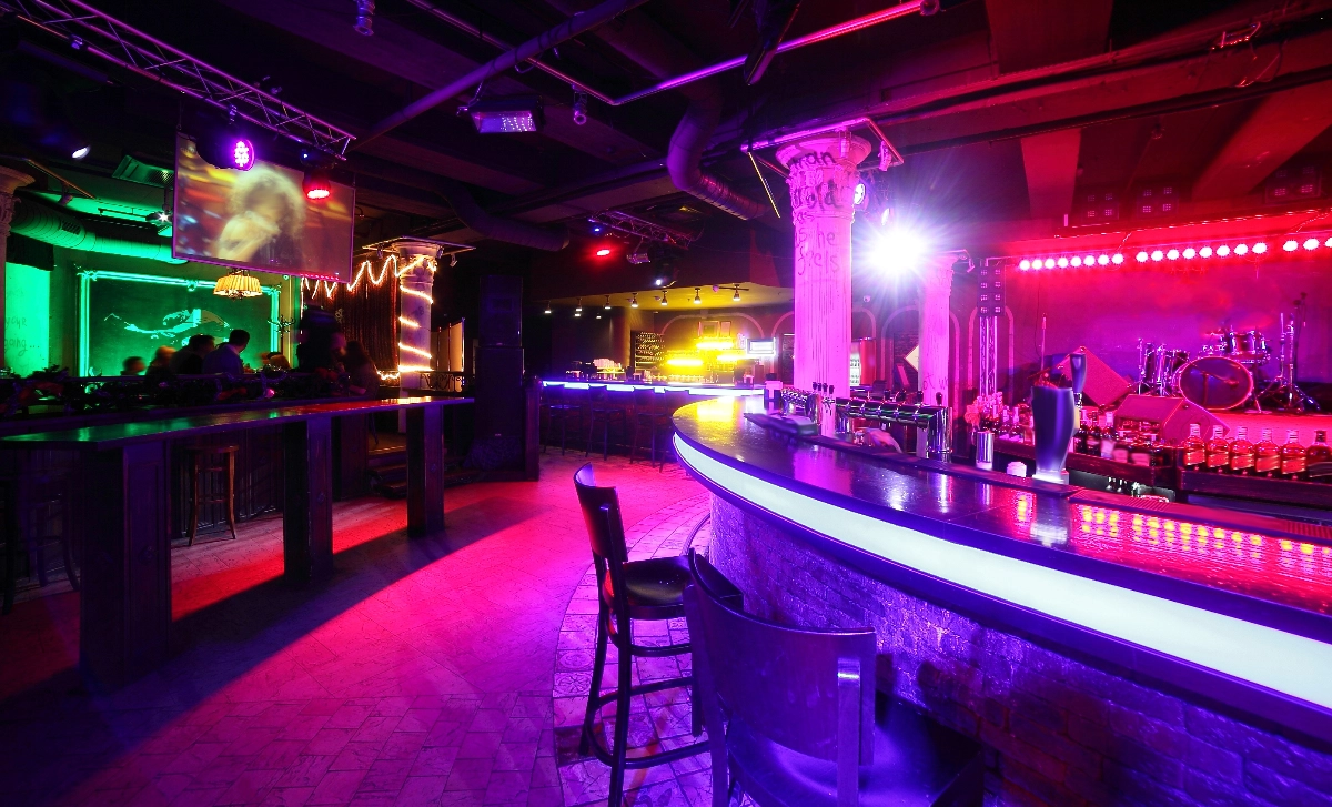Image Gallery tec-nut.com for Acme Nightclub - New Company, VIP tables, Simple Website, Free Website, No Coding Website, Dance club, Tec-Nut.com Websites, Website Builder, easy website, DJ music, Company Website, Best Website Builder