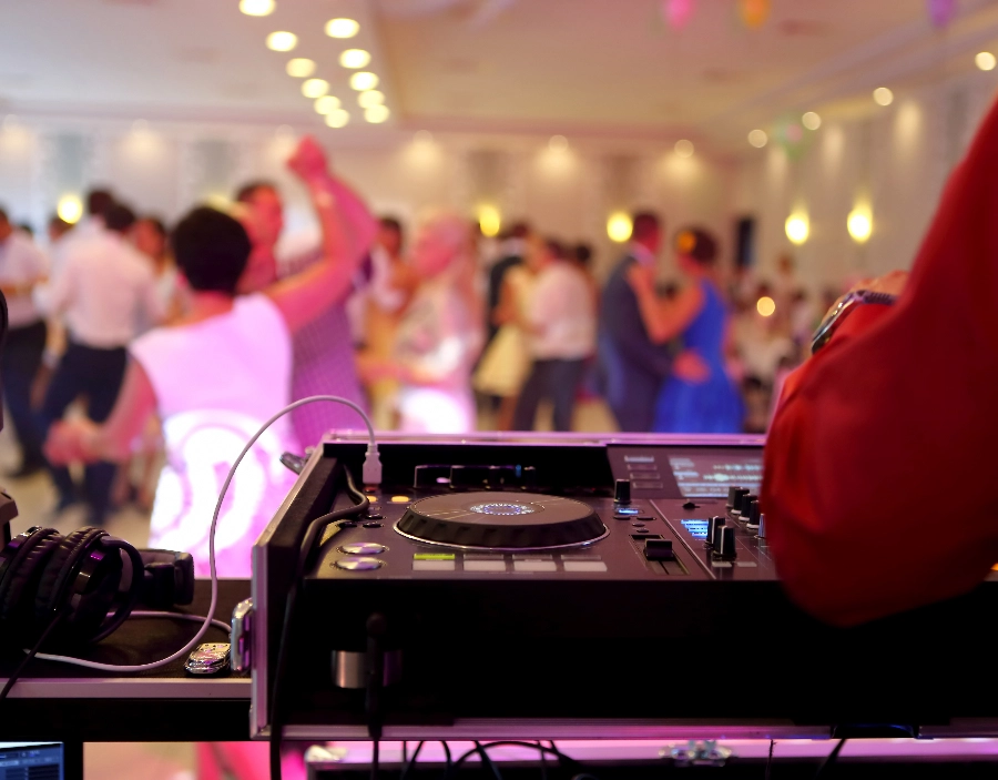 Image for Surrey DJ Weddings Service for Surrey DJ , Better than squarespace, Better Than Wix, Simple Website, New Company, No Coding Website, Free Website,  Music mixing, DJ services in the Dorking area